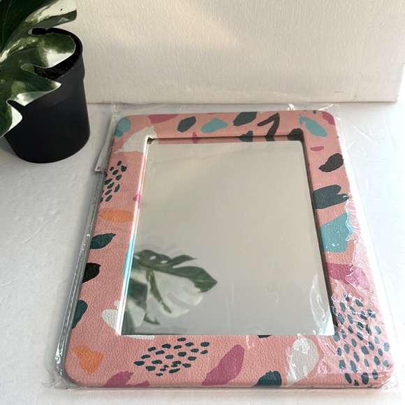 B14 Full Magnet Mirror - Picture 3 of 5